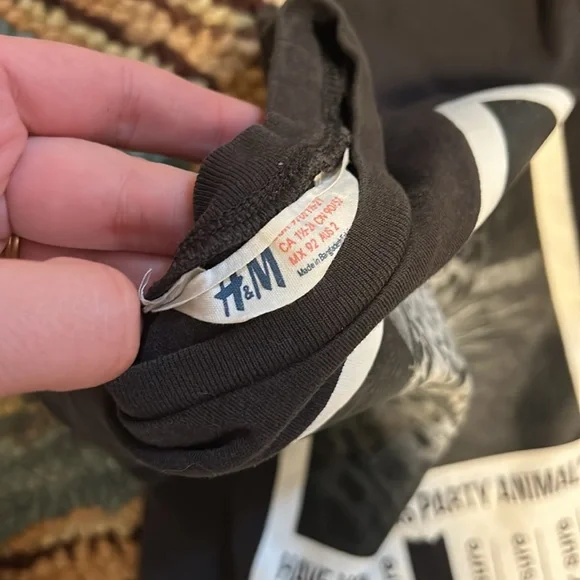 2T Bundle of FIVE items! Old Navy, H&M, Spirit Kids - Picture 7 of 8